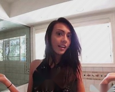 Ex-gf performs oral on camera