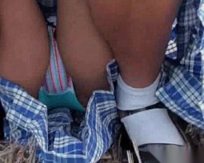 A Daring Asian Amateur Fucks On The Grass