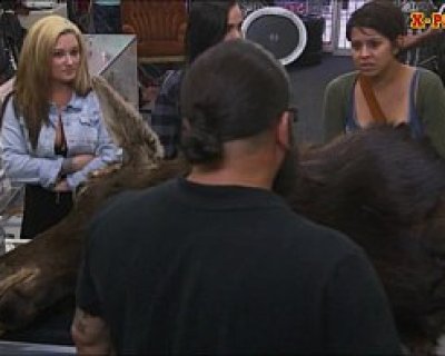 Two women pawn their asses and get fucked for money.
