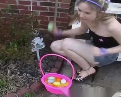 cute kitty flashing