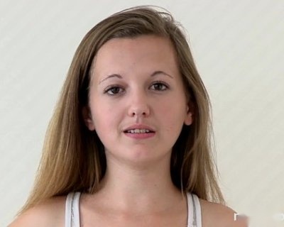Girl With Big Eyes Looking Forward Net Video Girls Marissa Mae