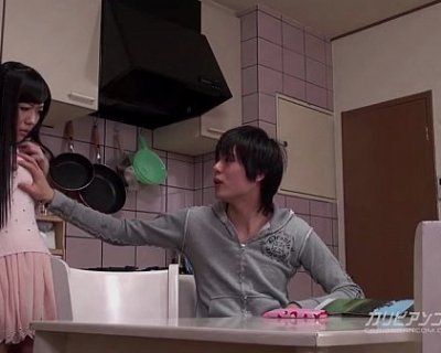 Young Sibling Enjoys Fun Caribbeancom