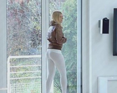 The Lesbian Love Affair on an Outdoor Balcony Sapphic Erotica Nikki Waine Aria Logan