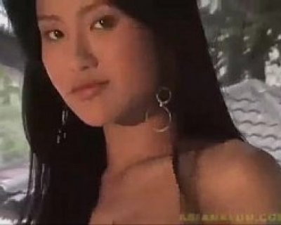 A whore with long hair has her mouth open. Aapcadim Vivian Lin