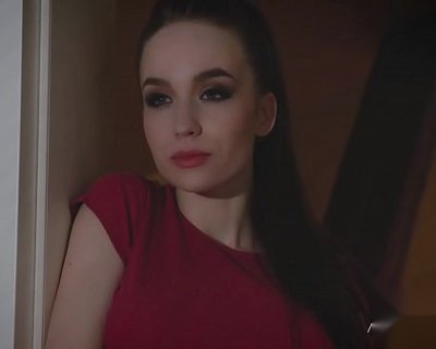 Alessa Savage looks stunning in a red shirt.