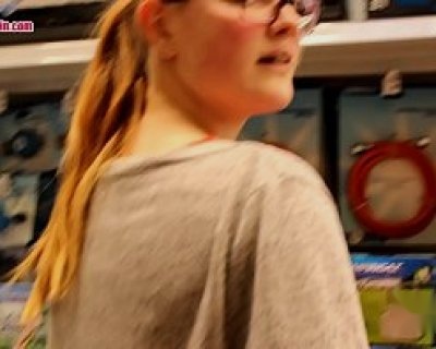OMG Baumarkt Special Photzentsauguitschtest Bella Klein