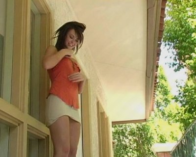 jessica poses in public