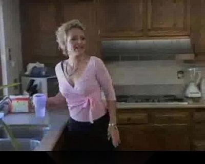 milf kelly leigh fucks the