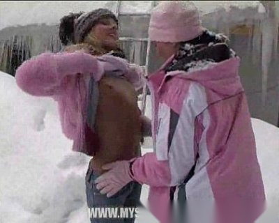 young lesbian girls licking pussy