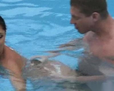 sandwich pool party