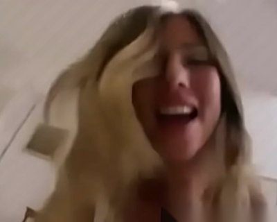 olivia la roche clip3