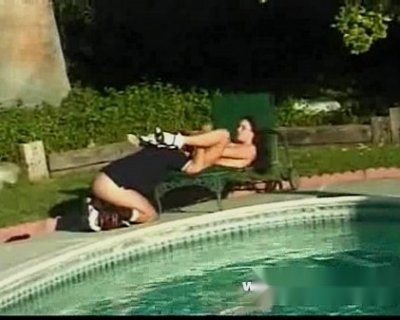 busty whore screwed outdoor