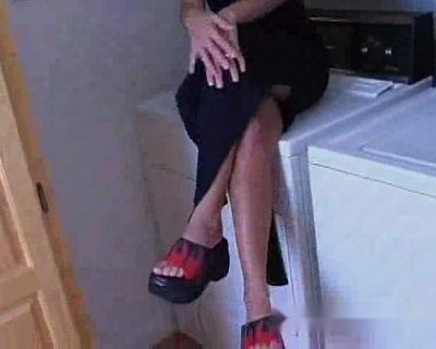 Hot Wife - The Newest Webcam Sensation!