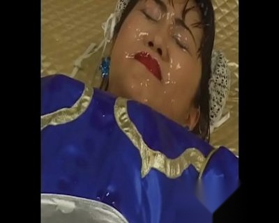 Sexy Lady Gets Wet During A Public Performance