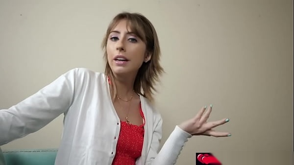 Daphne Dare's Sensual Stepbrother Lesson: Pussy, Licking, and More