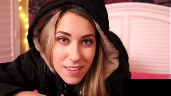 Kimber Lee's All-Natural Temptation: Foot-Fucks & Stroke Sessions from POV