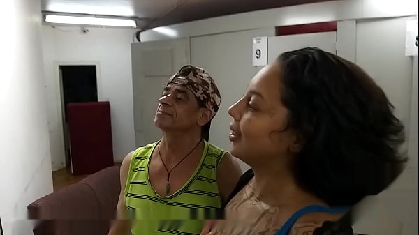 Tatuador Myke e Model Morena Nicole: Mais do que um Atendimento na Cabine