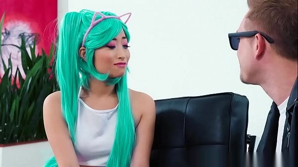 Brazzers Exxtra: Ayumu Kase & Bill Bailey Dominate in Teen MILF Orgasm Scene