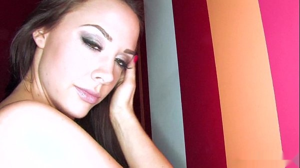 Jayden Jaymes Dominates Stripped Wall: Busty Brunette Masturbation Extravaganza