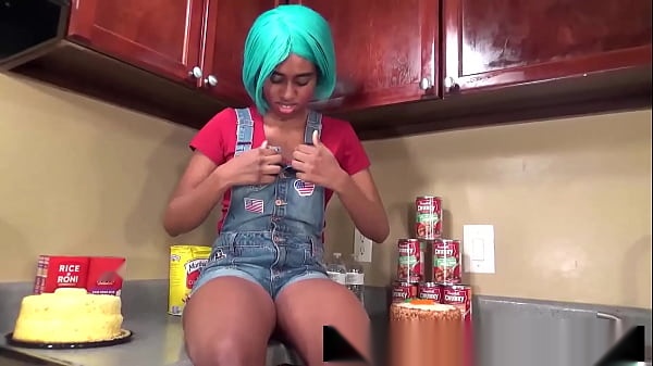 Msnovember's Ebony Stepsister: Secret Missionary Pussy Lick & Hardcore Drill On Kitchen Counter