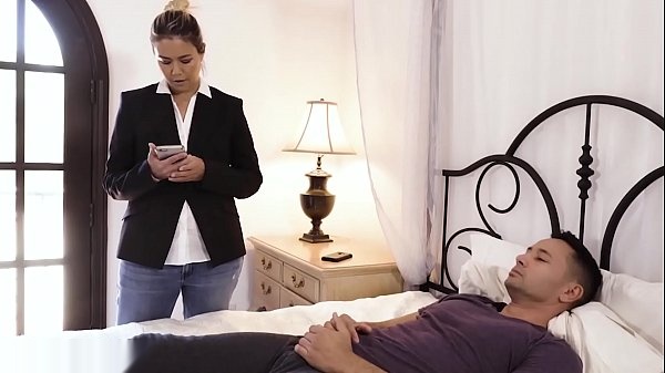 TransSensual Nurse Domino Presley Visits Studly Patient: A Home Nurse's Sensual Treat